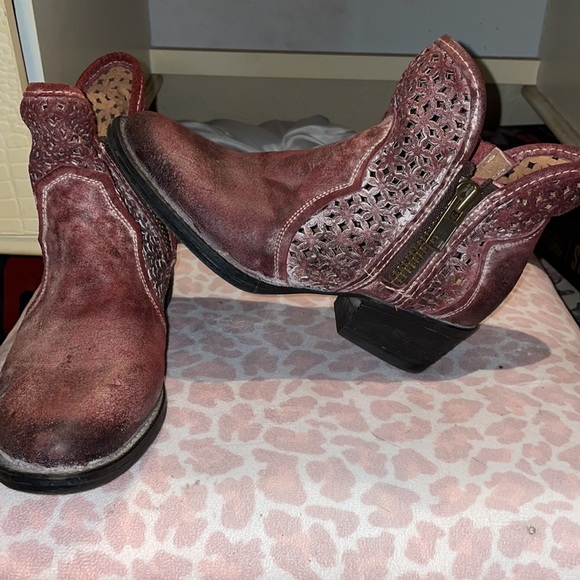 Circle G low western style boots 💙❤️💙 NWOT - Picture 7 of 7